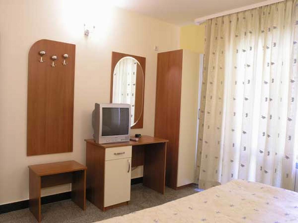 Hotel Ertancom Благоэвгард Экстерьер фото