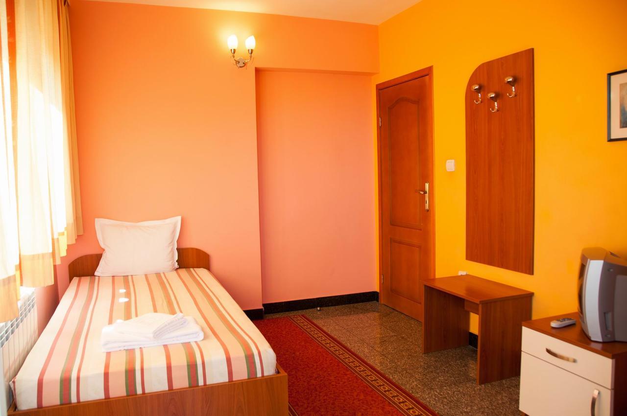 Hotel Ertancom Благоэвгард Экстерьер фото